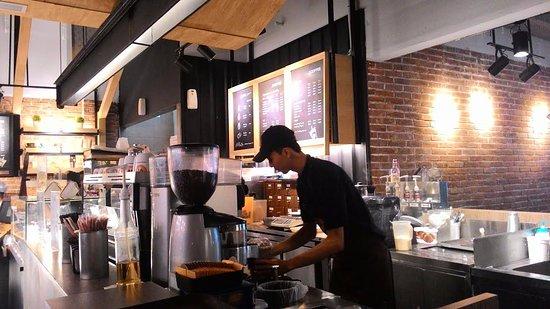 J.Co Donuts & Coffee